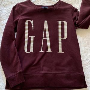 GAP sweatshirt